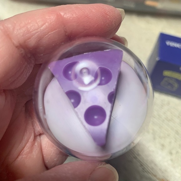 Vinciner Purple Cheese Lip Balm - Picture 4 of 11